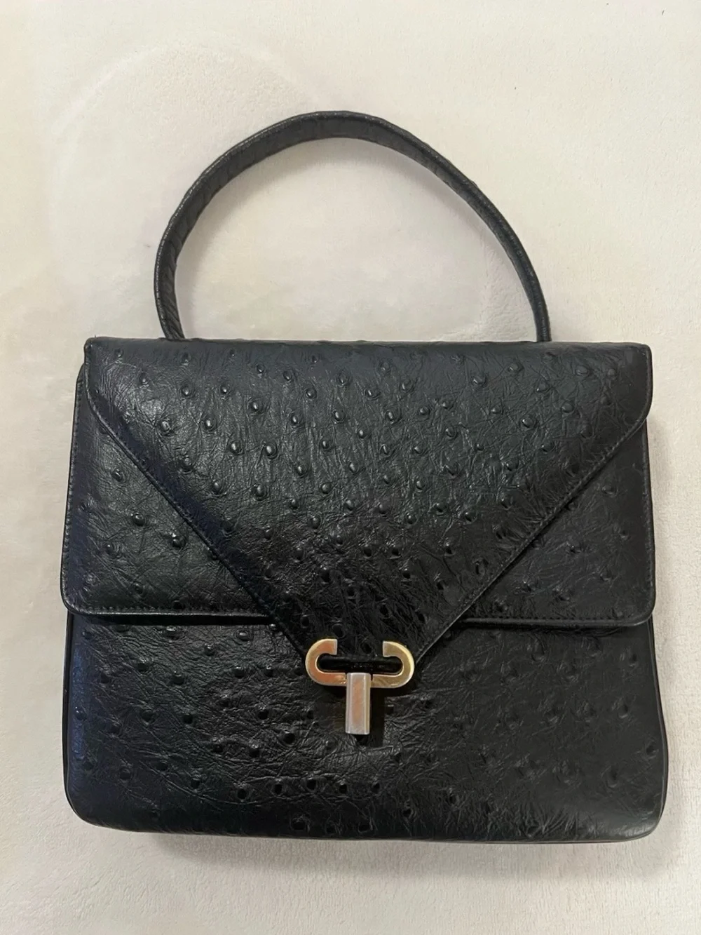 💚Beautiful Ostrich Leather(1960s-1970s) Rare Double Flap/Gold Hardware/turn-lock